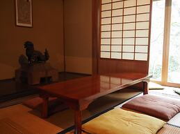 Naramachi Hostel & Restaurant