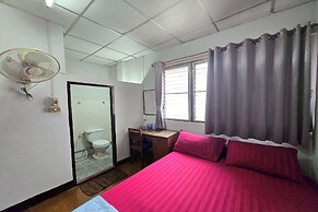 Tapaeinn Hotel