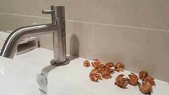 JK Living Hotel & Service Apartment