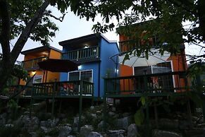 Pension Cafe Yoon & Park