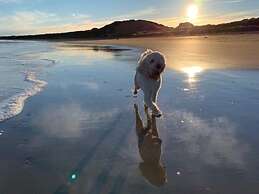 Pew With a View - Seafront Cottages