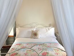 Pew With a View - Seafront Cottages