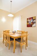 New Kingston Guest Apartment at Westbury