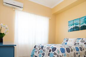 New Kingston Guest Apartment at Westbury