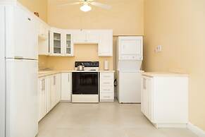 New Kingston Guest Apartment at Westbury