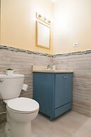 New Kingston Guest Apartment at Westbury