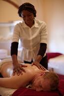 Jollyboys Backpackers