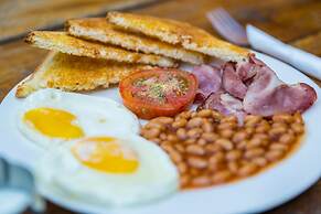 Jollyboys Backpackers