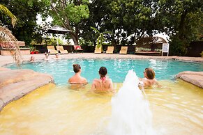 Jollyboys Backpackers