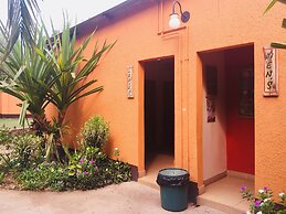 Jollyboys Backpackers