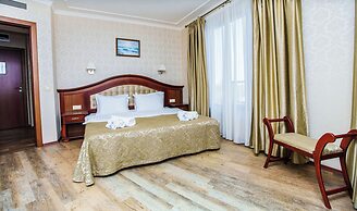 Aqua View Spa Boutique Hotel