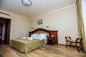 Aqua View Spa Boutique Hotel