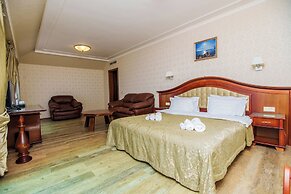 Aqua View Spa Boutique Hotel