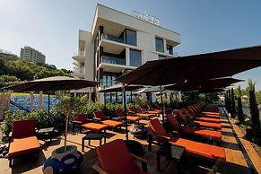 Aqua View Spa Boutique Hotel