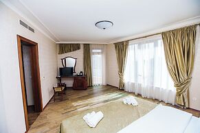 Aqua View Spa Boutique Hotel