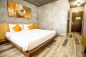 B2 Mahidol Boutique & Budget Hotel