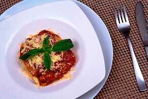 De Laxston Hotel Yogyakarta, Azana Hotels Collection