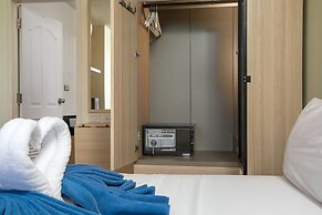 The Lago Apartments by Tropiclook