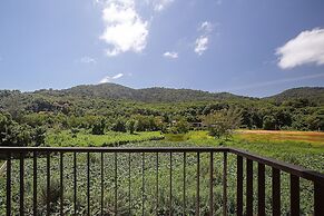 The Lago Apartments by Tropiclook