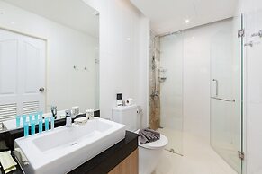 The Lago Apartments by Tropiclook