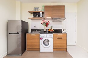 The Lago Apartments by Tropiclook