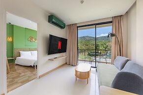 The Lago Apartments by Tropiclook