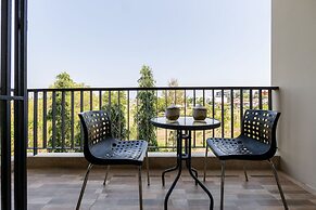 The Lago Apartments by Tropiclook