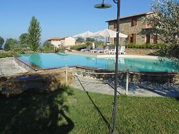 Il Borgo sul Lago
