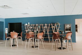 Haworth Hotel at Hope College