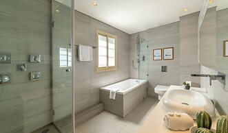 Paamonim Jerusalem Hotel