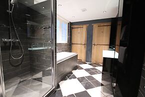 Boutique Hotel Steenhof Suites - Adults Only