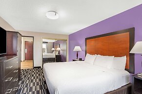 La Quinta Inn & Suites by Wyndham Norwich-Plainfield-Casino