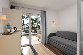 Seven Seas Hotel Blue