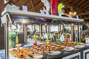 Seven Seas Hotel Blue