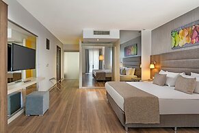 Seven Seas Hotel Blue