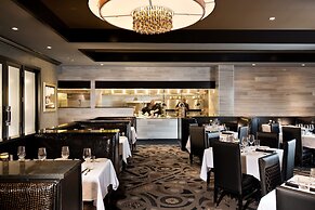 Saratoga Casino Hotel