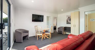 Grove Park Motor Lodge