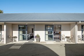 Grove Park Motor Lodge