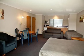 Grove Park Motor Lodge