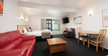 Grove Park Motor Lodge