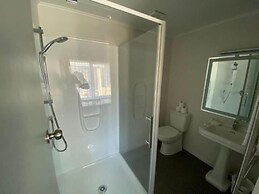 Grove Park Motor Lodge