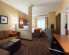 Comfort Suites