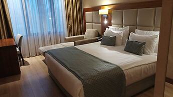 Clarion Hotel Istanbul Mahmutbey