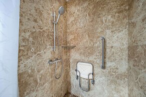 Clarion Hotel Istanbul Mahmutbey