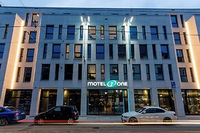 Motel One Stuttgart - Bad Cannstatt