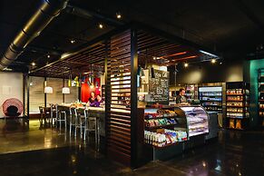 Alt Hotel Ottawa Downtown