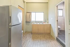 Traveller-Inn Day Moon Hotel