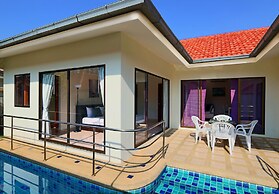 Avoca Pool Villas