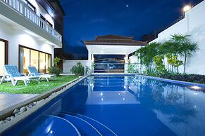 Avoca Pool Villas