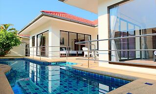 Avoca Pool Villas